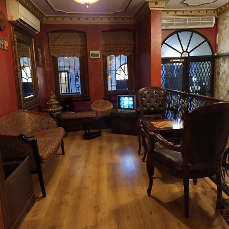 Istanbul Irish Hotel Екстериор снимка