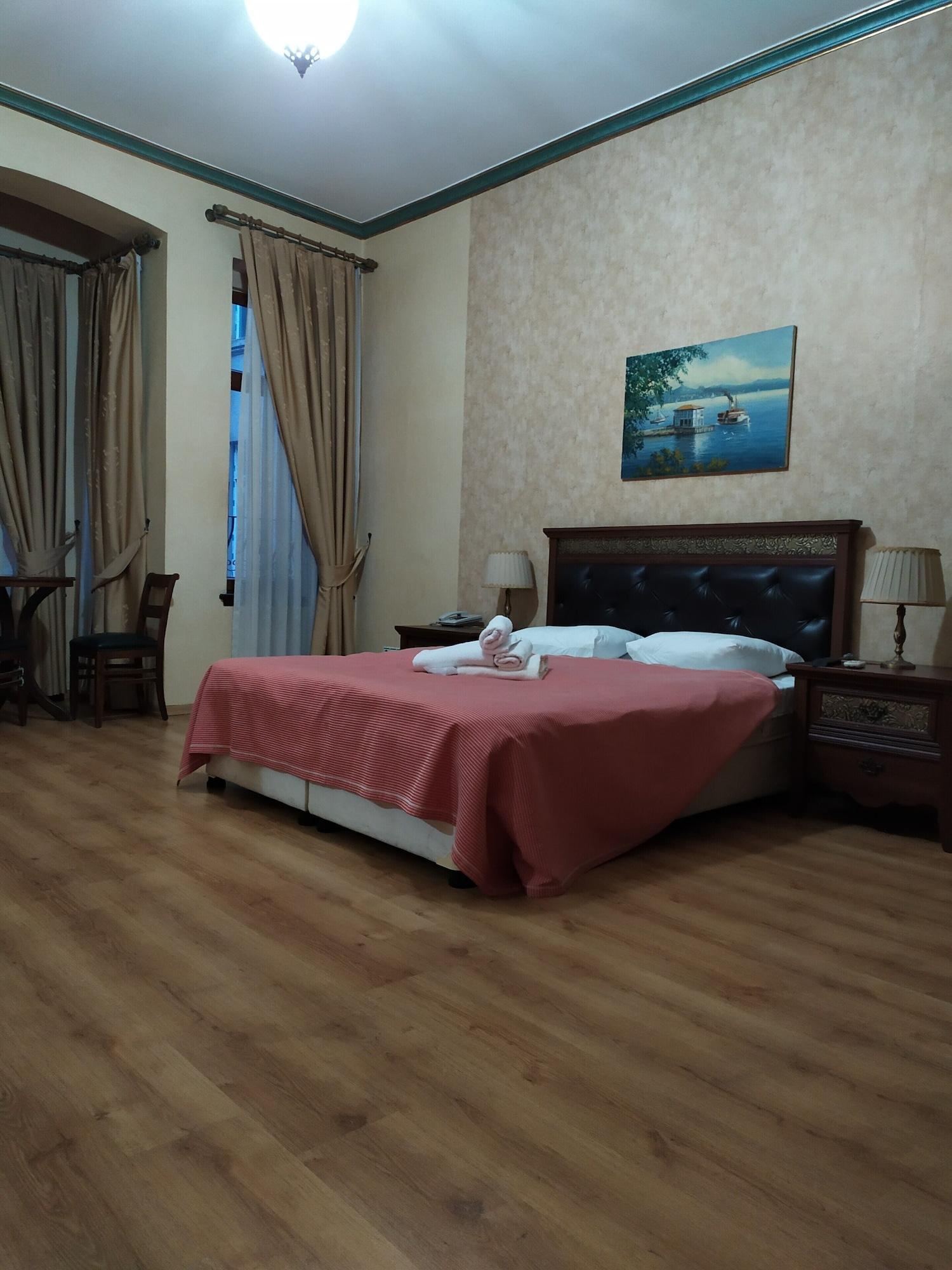 Istanbul Irish Hotel Екстериор снимка