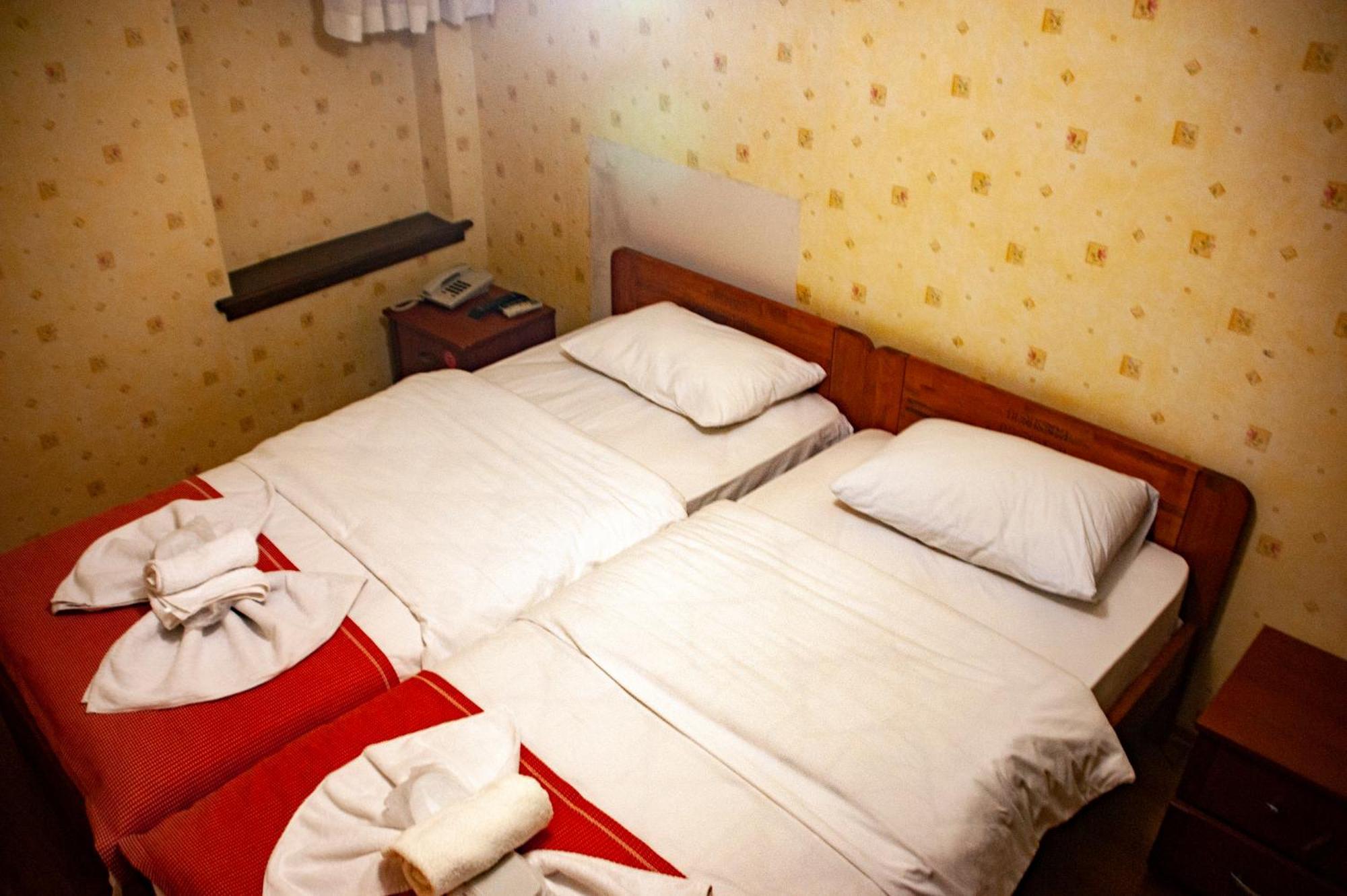 Istanbul Irish Hotel Екстериор снимка