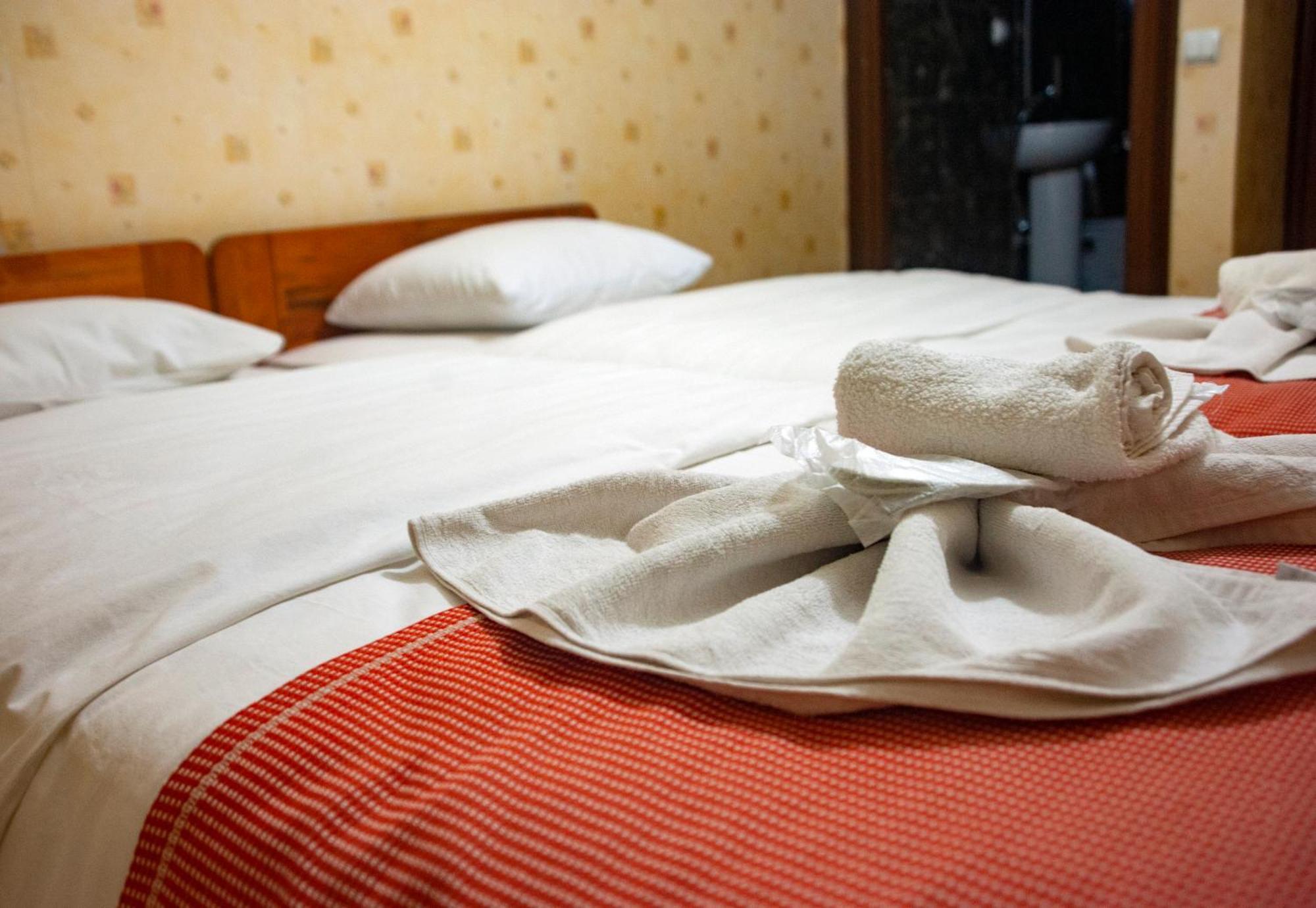 Istanbul Irish Hotel Екстериор снимка