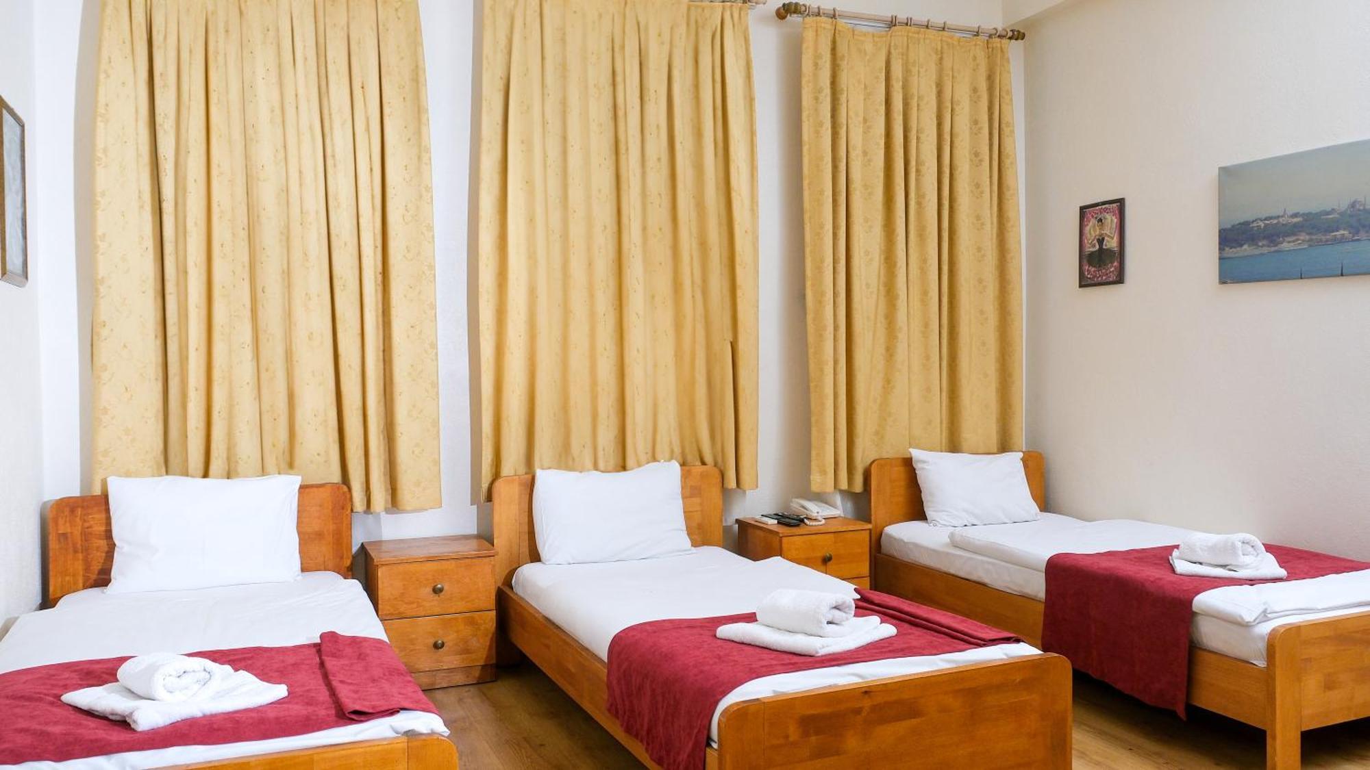 Istanbul Irish Hotel Екстериор снимка
