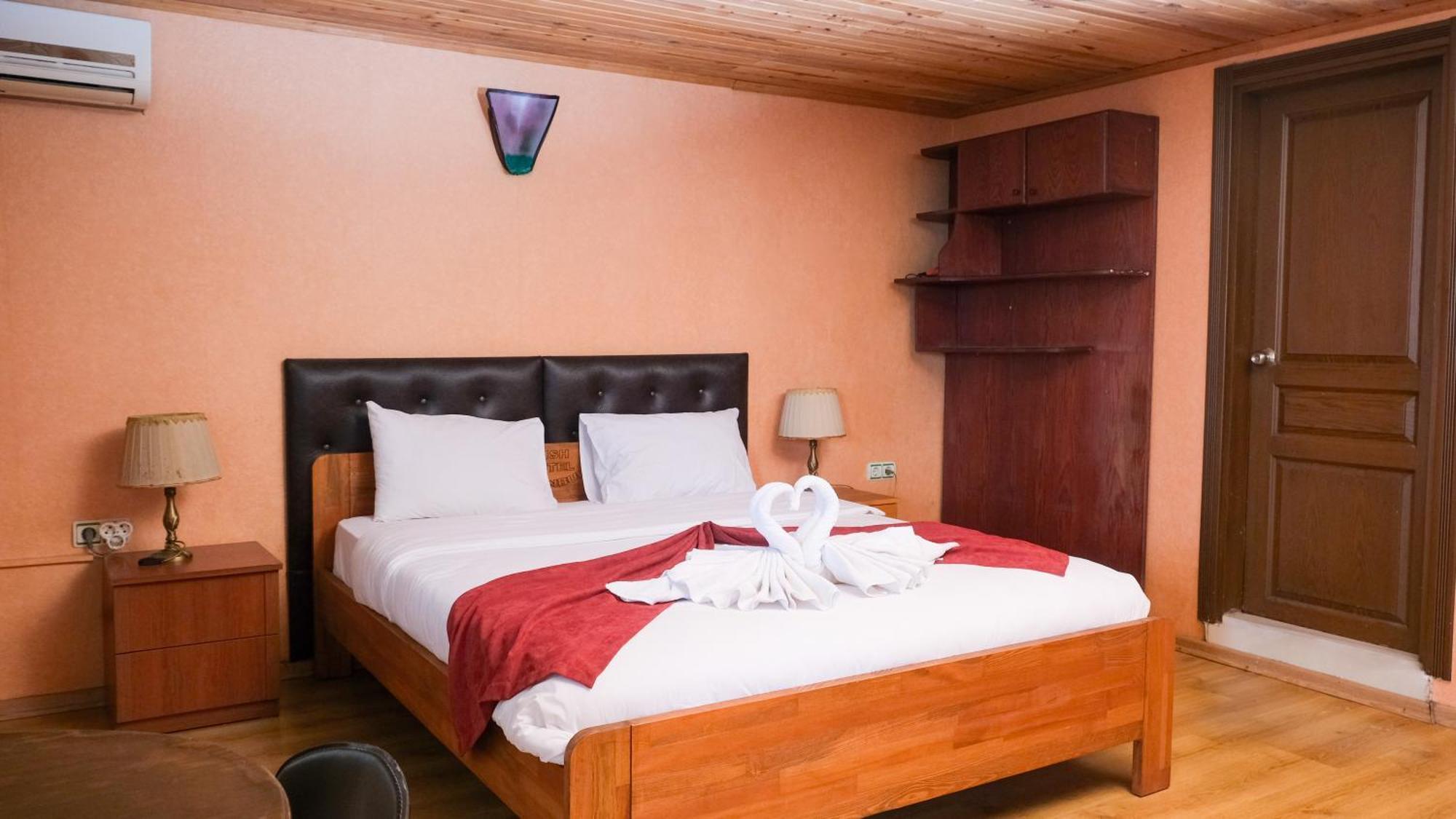 Istanbul Irish Hotel Екстериор снимка
