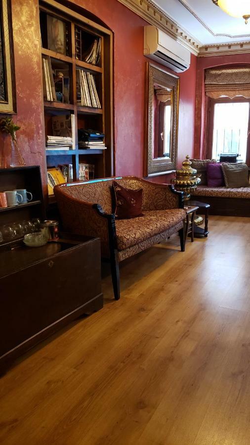 Istanbul Irish Hotel Екстериор снимка